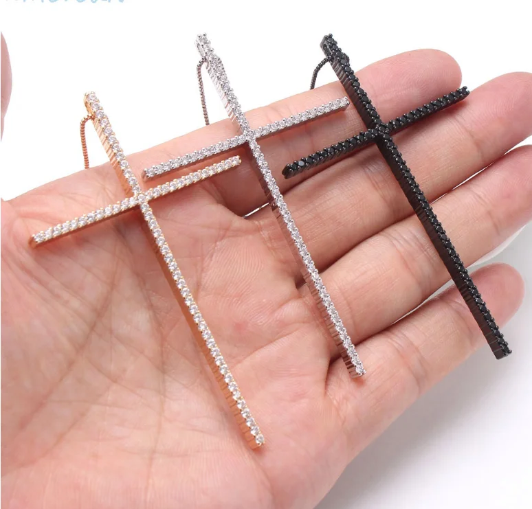 

Wholesale Cross Necklace Women Oversized Hip Hop Necklace Cool Zircon Charm Necklaces