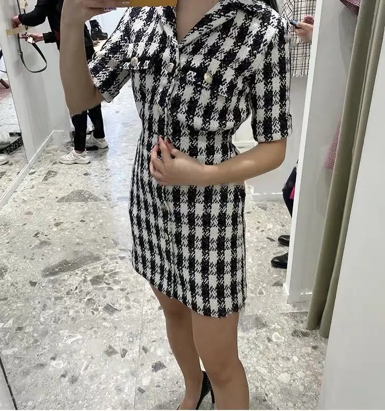 

Women's elegant woven pocket dress short sleeve buttons French brand black and white plaid short sleeve high waist party dress
