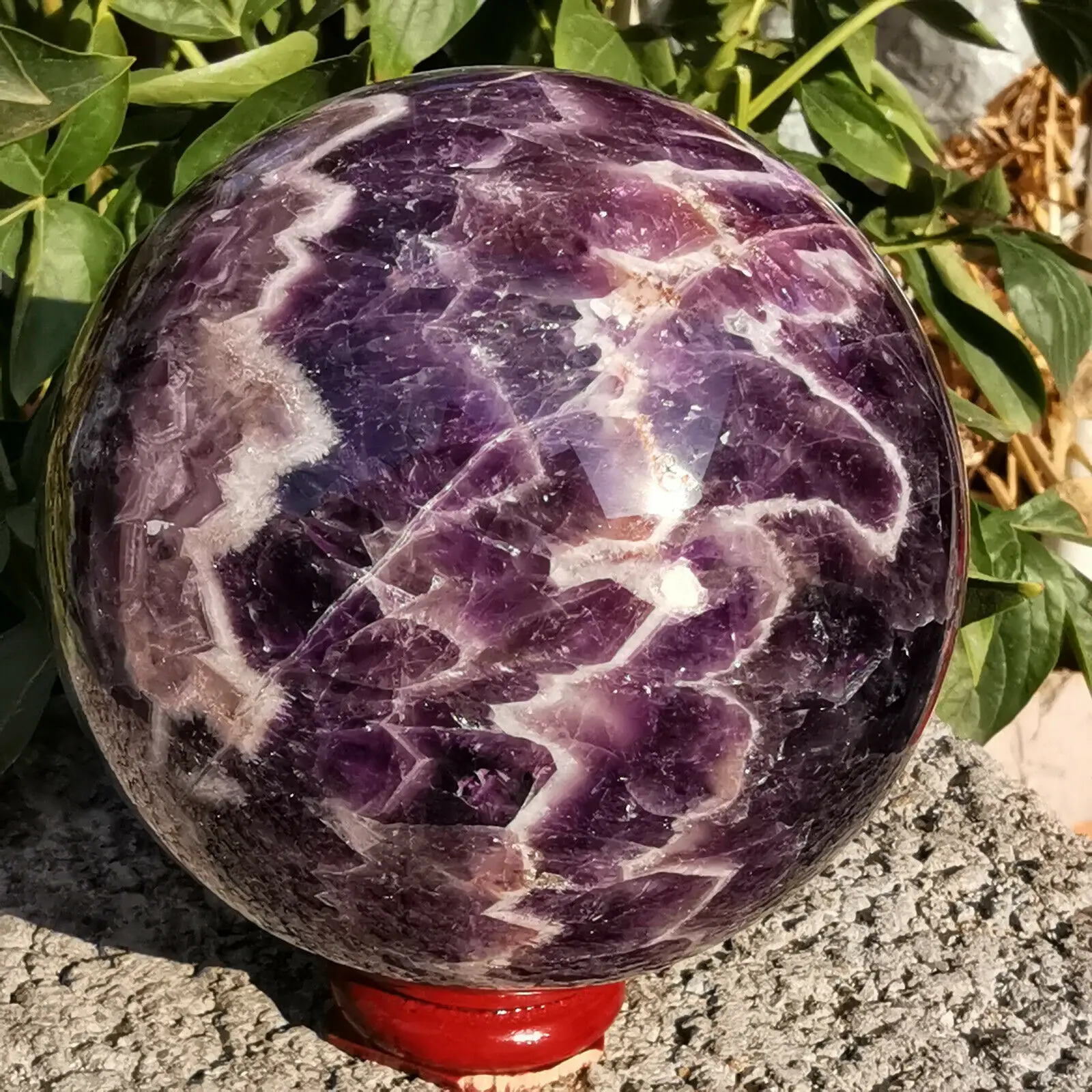 

Natural Dream Amethyst Quartz Crystal Ball cure