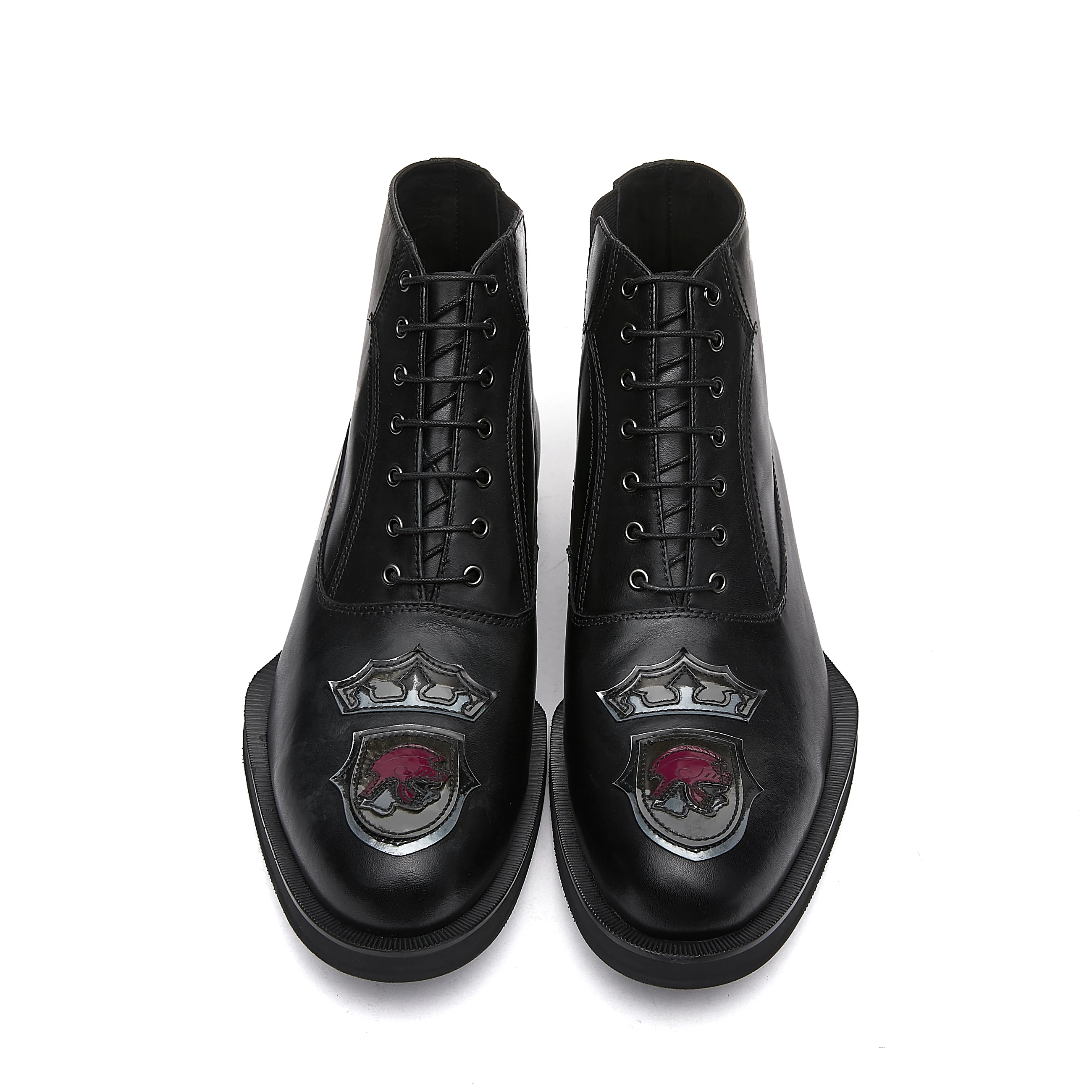 

The Martin boots, the Korean version of the British lace-up, the low-top breathable Bullock, the Chelsea boot, the real leather