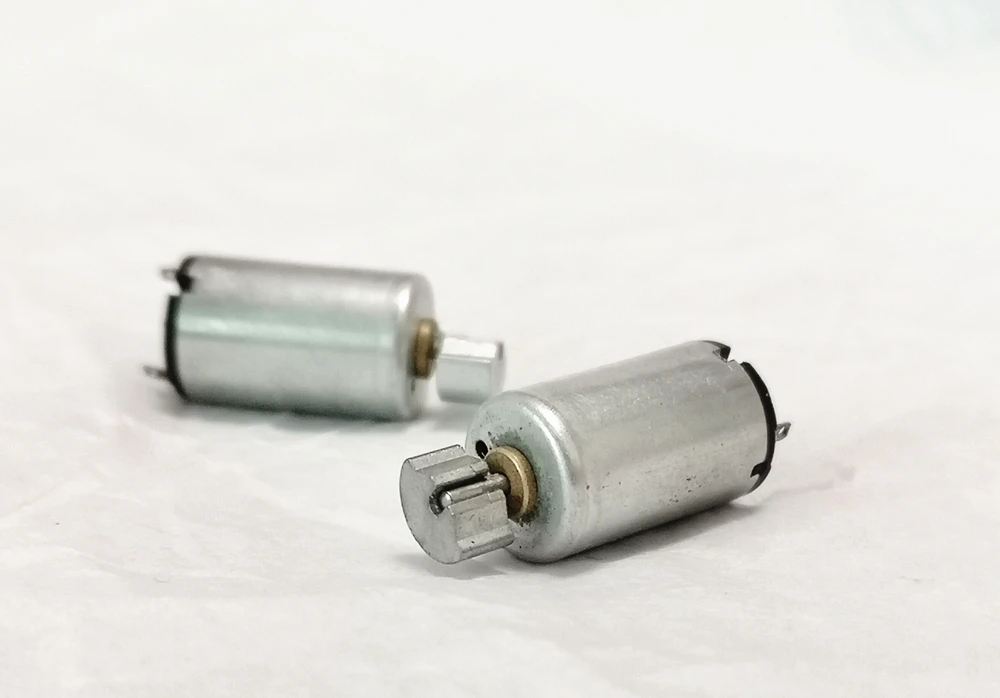 Маленькая высокоскоростная щетка с вибрационным двигателем Mini DC 3V 12mm RF 1220 1 5 6V CW CCW