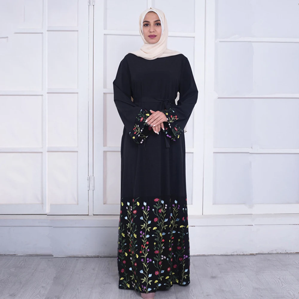 Muslim Abaya Lace Flower Embroidery Dresses Long Robe Gowns Women Muslim Long Islamic Clothing Muslim Dresses Femme Lsm287