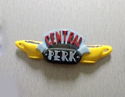 Central Perk TV Series Friends Cartoon 3D Resin Refrigerator Magnets Hugsy Dog Monica's Door Frame Central Perk Home Decor Collectible Gift - Цвет: Central Perk