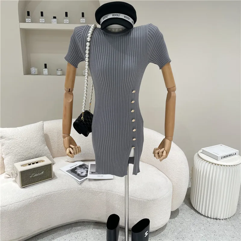 

Women's Spring Summer 2021 Fashion Slim temperament Metal button split Short sleeve knitted Dress