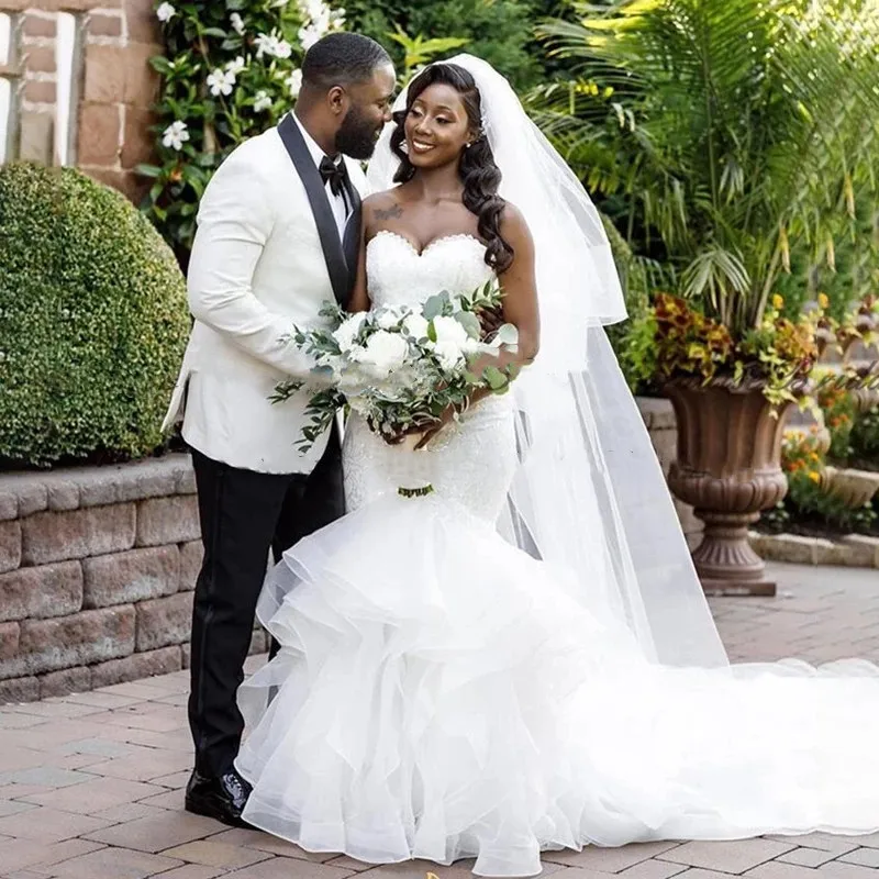 

Женское свадебное платье с юбкой годе, белое кружевное платье из органзы с оборками в несколько рядов, платье невесты с вырезом сердечком, с...