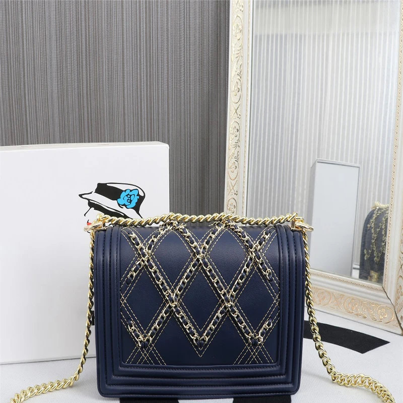 

Spring women's new hot style simple fashion all-match elegant shoulder bag chain wear leather embroidered rhombus diagonal bag