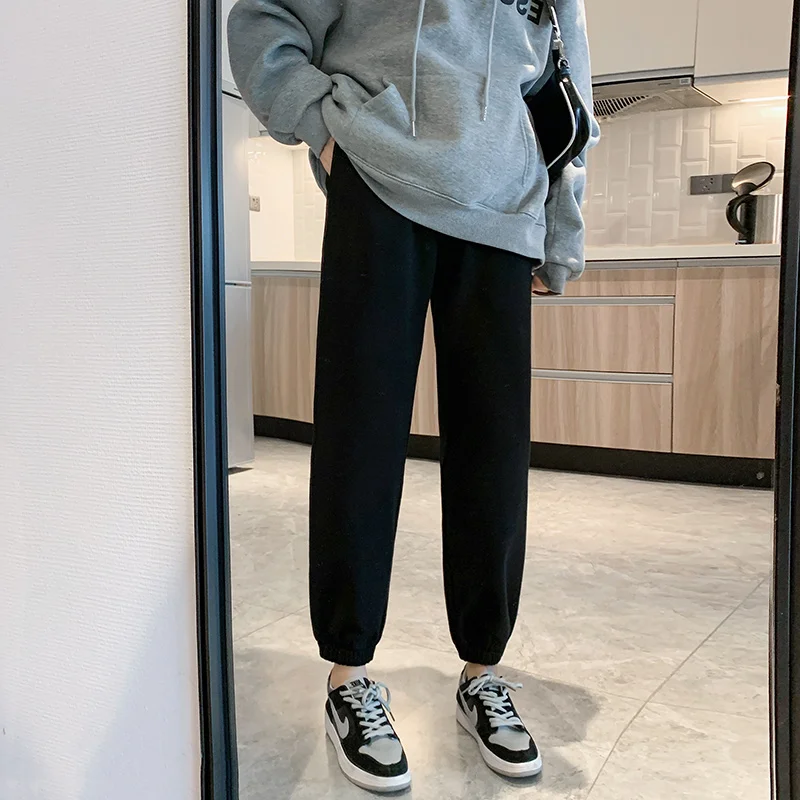 

Pants & Capris