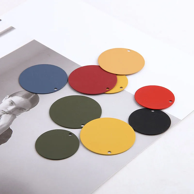

10pcs Metal Spray paint Colors Round Metal Slice Pendant Charms Necklace Earrings Accessories Supplies for Jewelry Diy Material