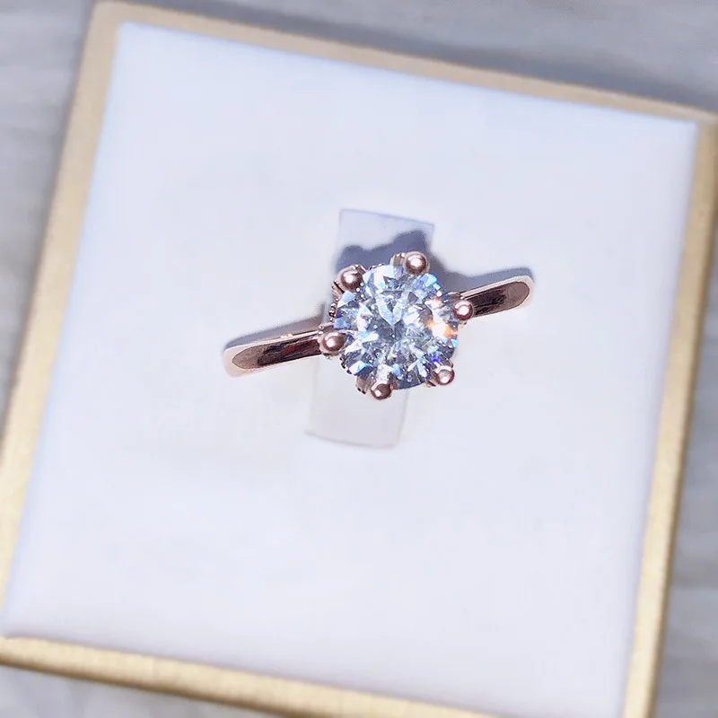 Женское светильник ЦО из розового золота с инкрустированными бриллиантами |