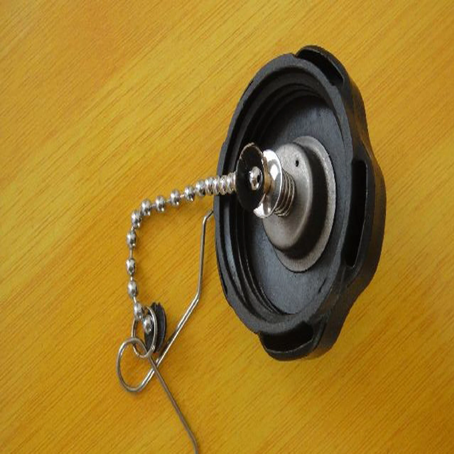 

Free Shipping Inner Fuel Tank Cap for Yamaha 2 stroke 2-5HP/ 4 stroke 2.5HP/ HangKai /Shunfeng 4-6HP Outboard Motors