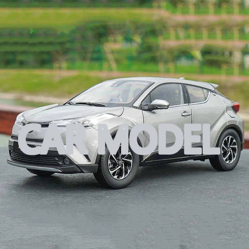 1:18 сплав игрушечных автомобилей fengtian IZOA модель автомобиля SUV детских игрушечных автомобилей авторизованный игрушки для детей - Цвет: Серебристый