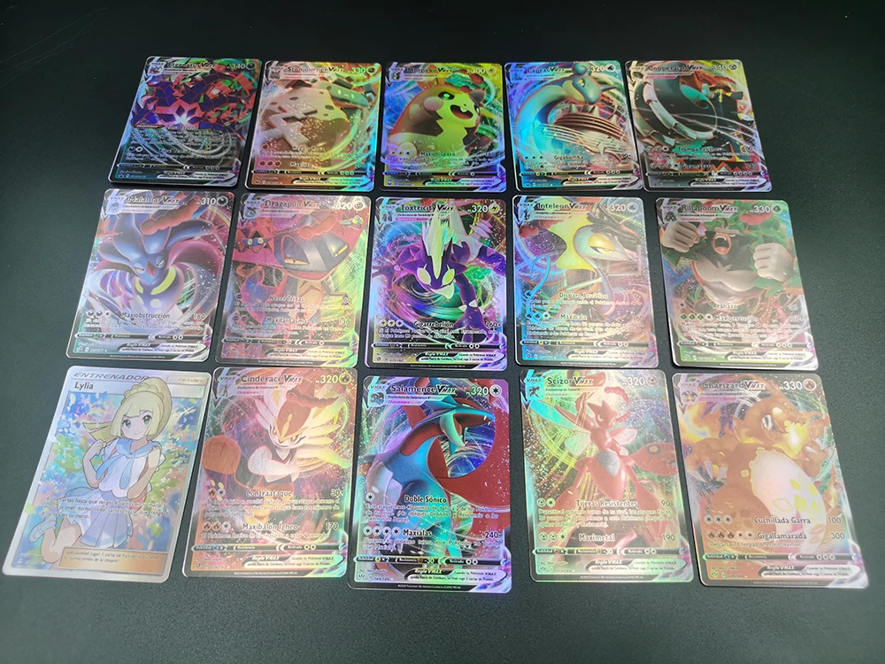 Голографические игральные карты VMAX с покемоном на испанском языке Новое