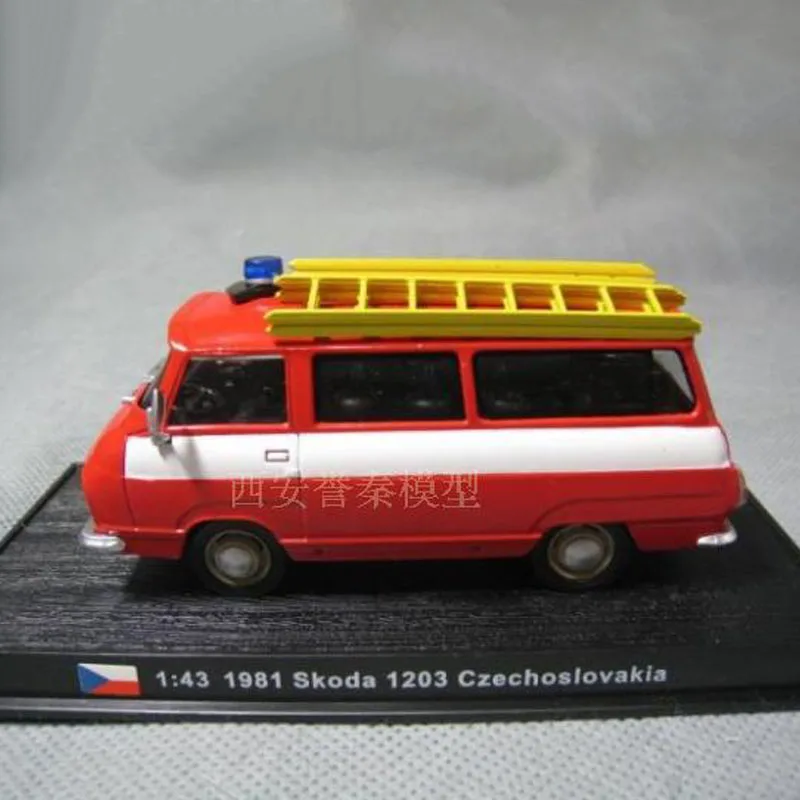 1/43, чешские 1981 SKODA 1203, модель пожарного двигателя, модели игрушечных автомобилей, литые под давлением Автомобильные Игрушки для коллекции