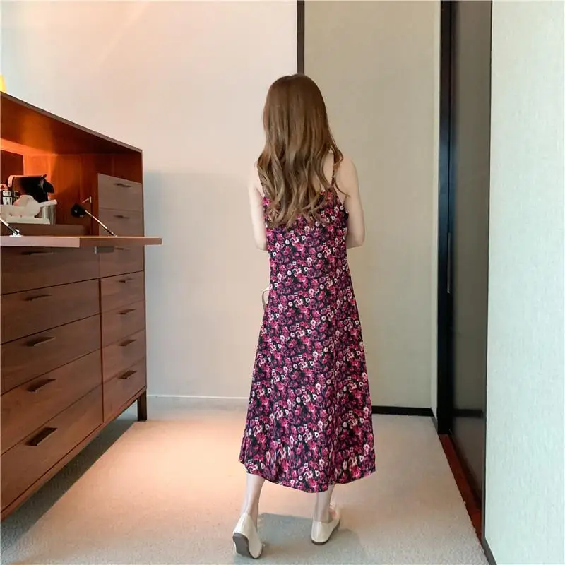 

2021 Korean new style suspender skirt summer women's floral dress with thin waist and fashionable style