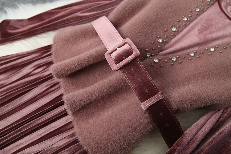 

European and American women's wear 2020 winter new style Nail bead ma3 jia3 Long sleeve collar Fashion velvet pleated dress