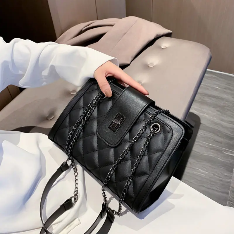 

Female bag 2021 new tide restoring ancient ways portable chain embroider line joker diamond lattice fashion single shoulder bag