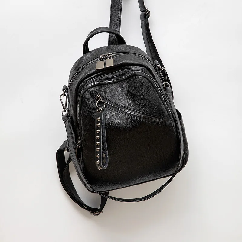 

Backpacks for Women Soft Pu Leather Large Capacity Travel Bag School Bag Pack for Teenage Girls Designer Mochila Rivet Zipper