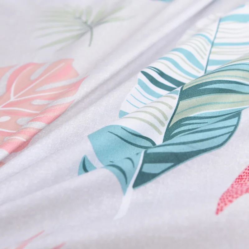 Комплект постельного белья с принтом фламинго в полоску пододеяльник листьями