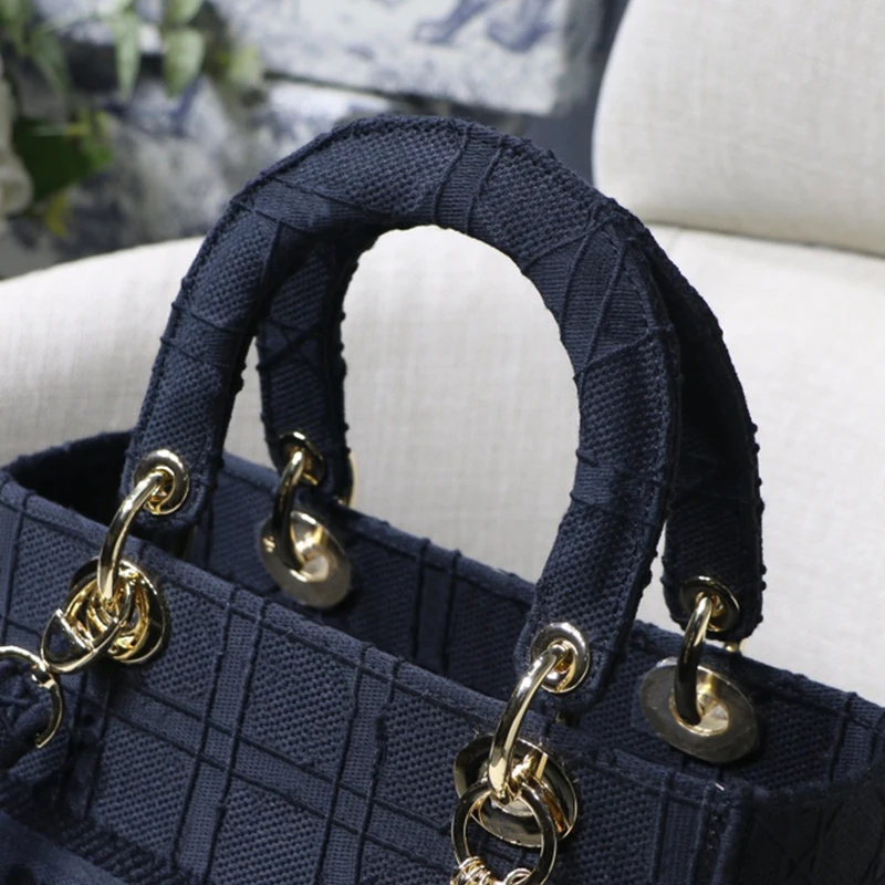 

2021 New woman handbag shoulder bag