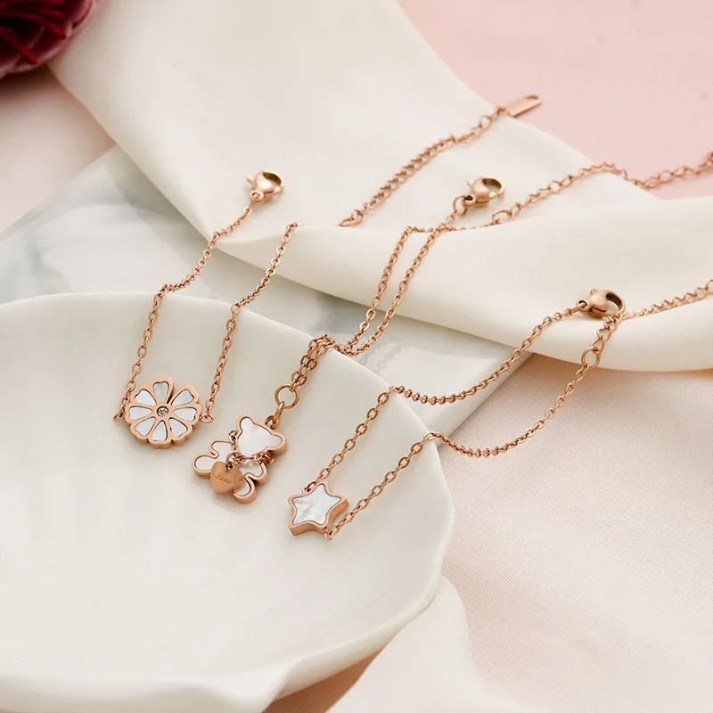

Fashion Statement Bracelet For Women Star Little Bear Flowers Pendant Simple Designed Chain Bracelets On Hand 2021 Trend Jewelry