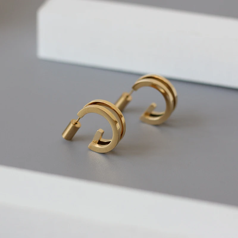 

Trandy Geometric Circle Earrings Simple Titanium Steel Plated G Shape Women Stud Earrings For Girls Wedding Party Jewelry Gifts