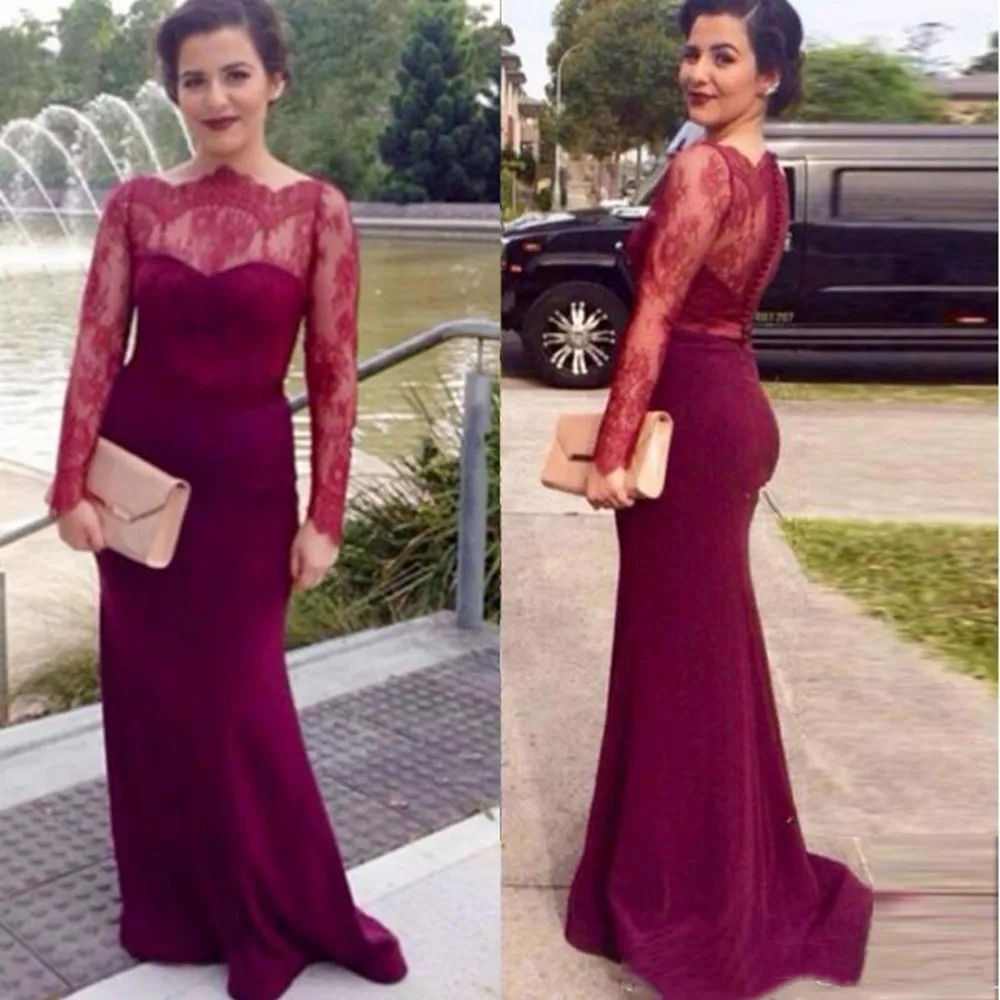 

2021 Elegant Burgundy Lace Mermaid Mother Of The Bride Dresses Long Sleeve Scoop Neck Covered Button Long Evening Mother Bride