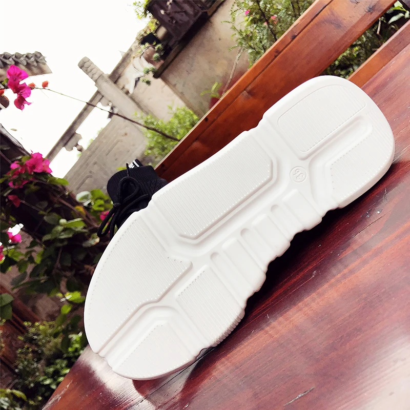 2019 Женская белая спортивная обувь женские летние носки кроссовки здоровье на