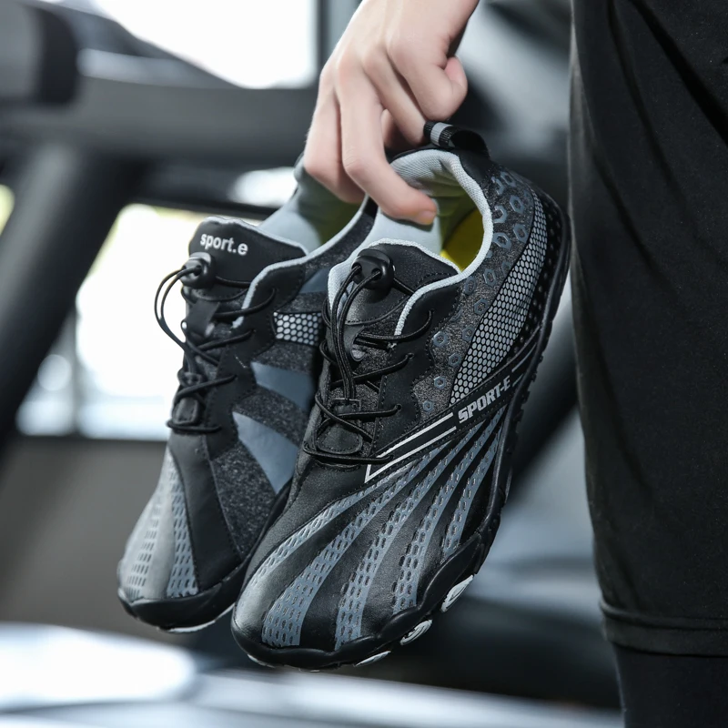 Men Women  Wading Shoes Wear-resistant Quick Dry Beach Water Shoes Outdoor Sport Drain Nonslip Flat Rubber Upstream Socks Shoes