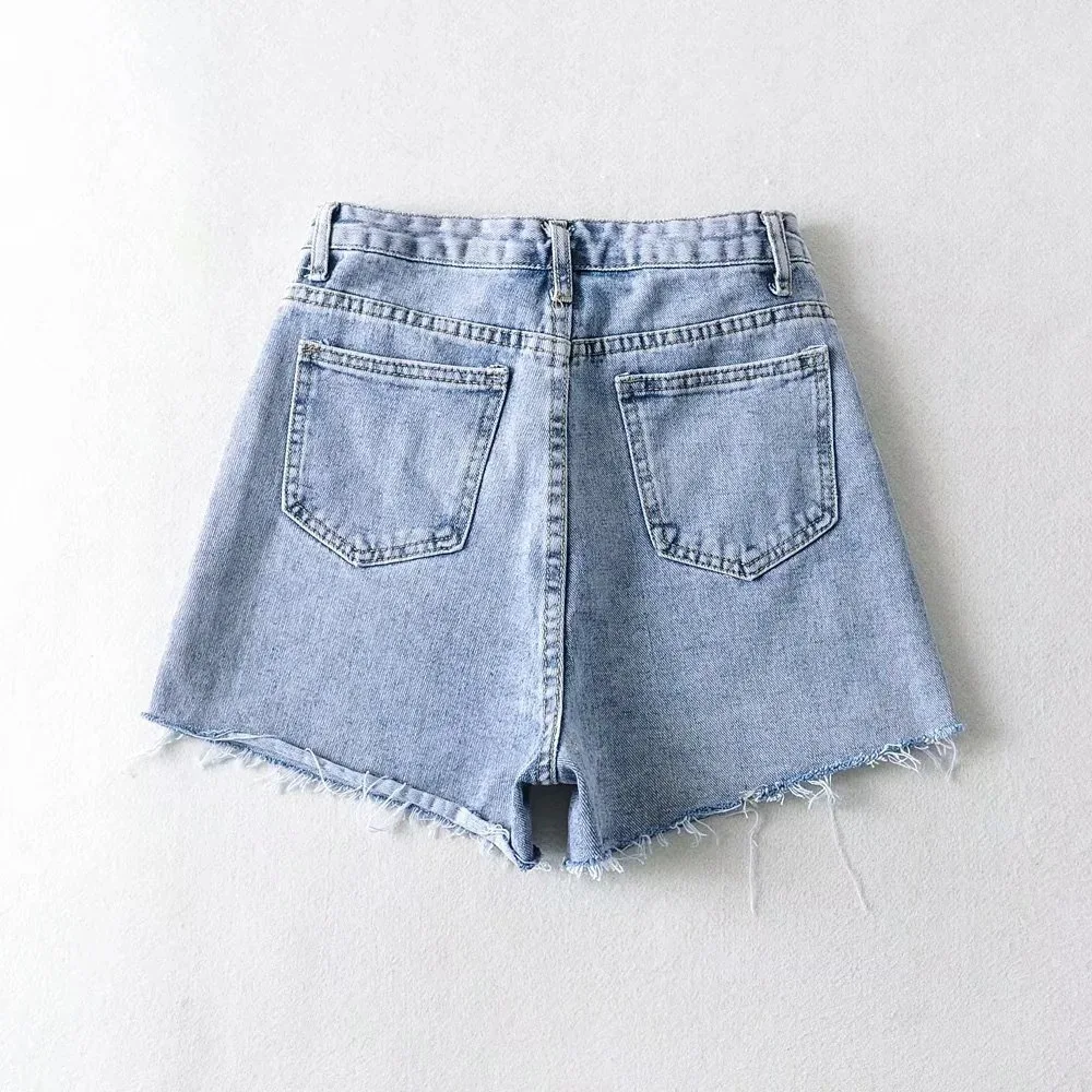 

INS Love Embroidery Light Blue Denim Shorts Women's Spring and Summer Korean Casual Wide Leg Loose Burr Hot Pants