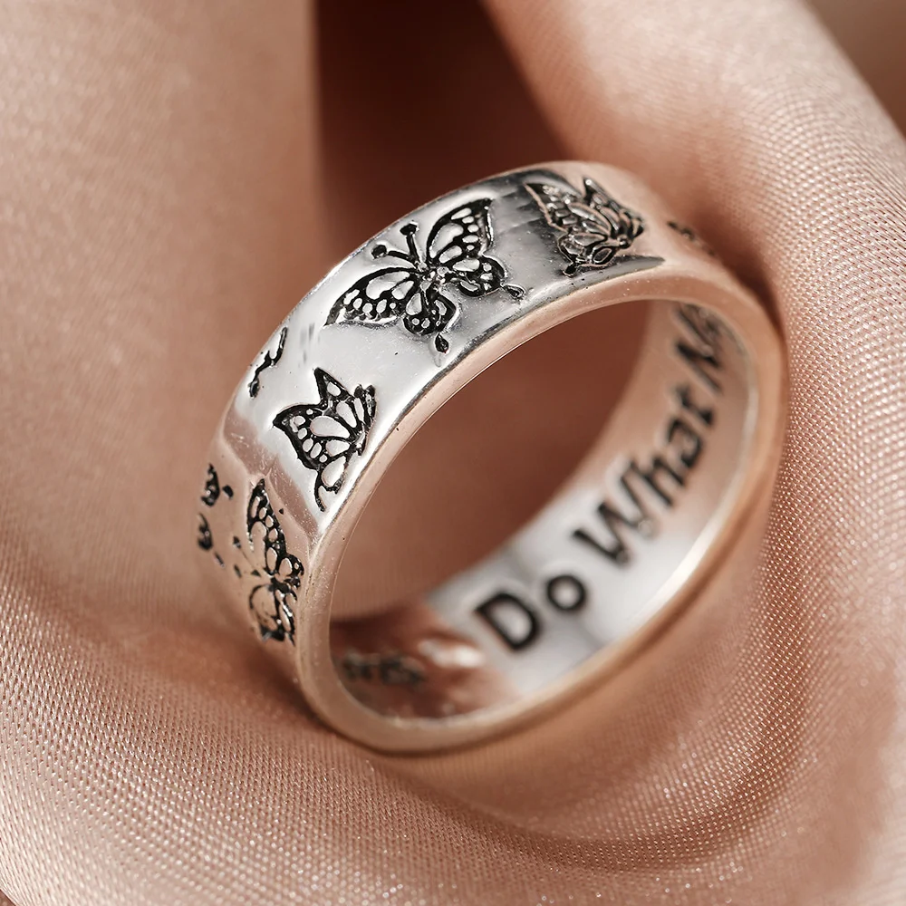 

Korean Fashion Butterfly Rings For Women Punk Trendy Vintage Letter Engrave Retro Ring Gothic Punk Style Finger Jewelry 2021