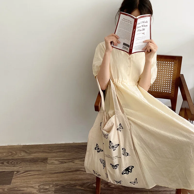 

Холщовые сумки для покупок из хлопка и льна для женщин, экологически чистая вместительная Винтажная сумочка на ремне, тоут с принтом бабоче...