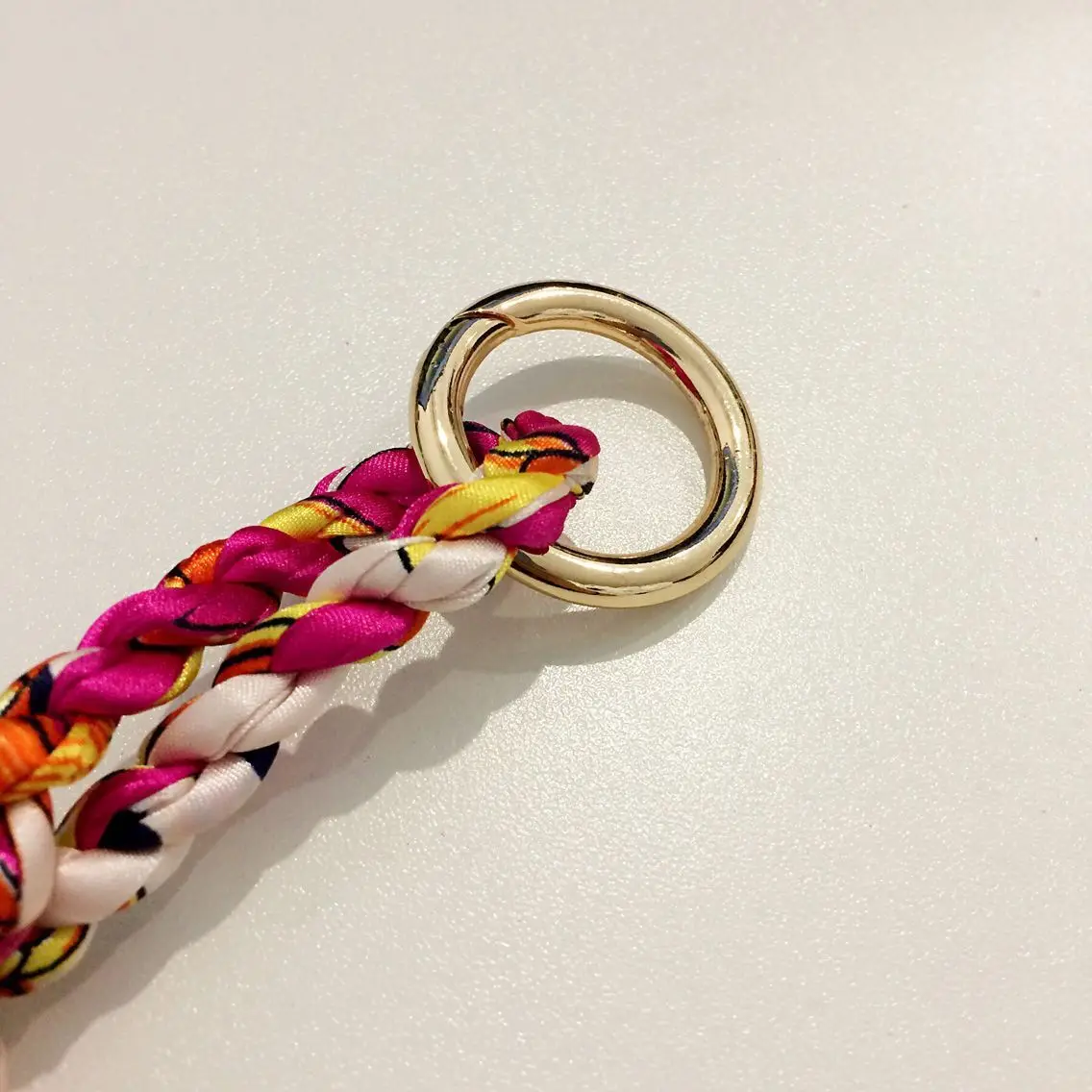 Кожаный брелок с подвеской кисточкой для сумок милый Роскошный металлический