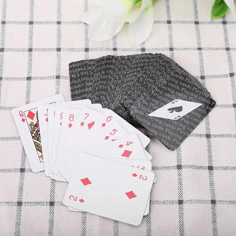 

Portable Mini Playing Card Texas Hold'em Board Game Poker Climbing Travel Toy