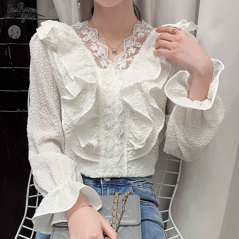 

Elegant Solid Sweet Flare Sleeve Woman's Shirt Fashion Vintage Slim Cotton & Linen Blouse Female Ruffled V-neck Lace Shirt 13192