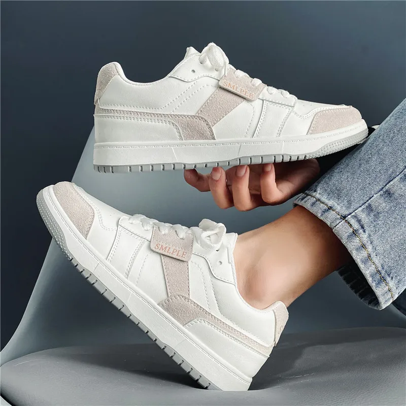 

Men's Casual Shoes Spring 2022 New Fashion Man Sneakers Non-Slip Breathable Shoes Outdoor Light Shoes Mixed Color Wear-Resistant