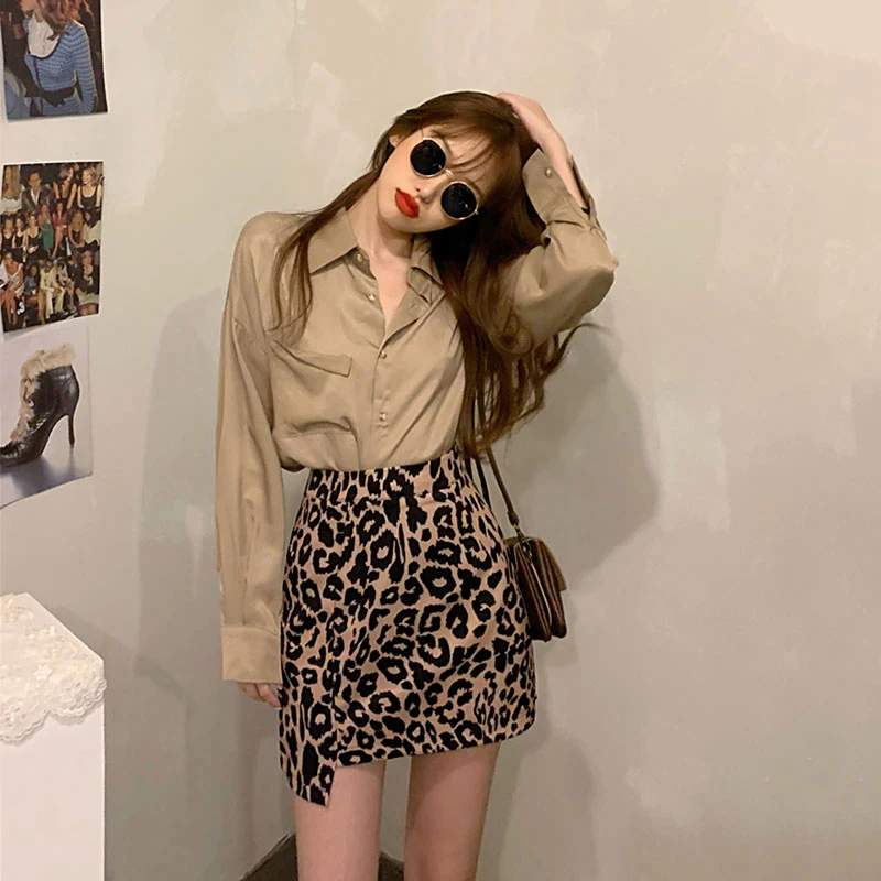 

2021 Fall Clothes Two Piece Set Female new fashion KhakiWomen Shirt+High waist A-line Leopard Skirt KoreanLeopard Fashion Suit