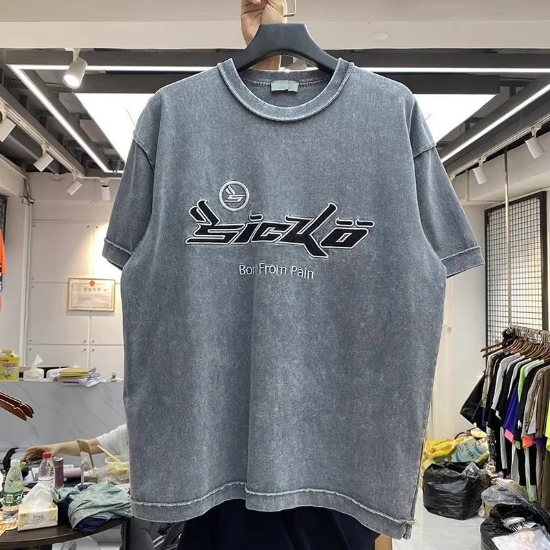 

New European and American monogrammed embroidered, vintage washed, distressed, loose-sleeved T-shirt