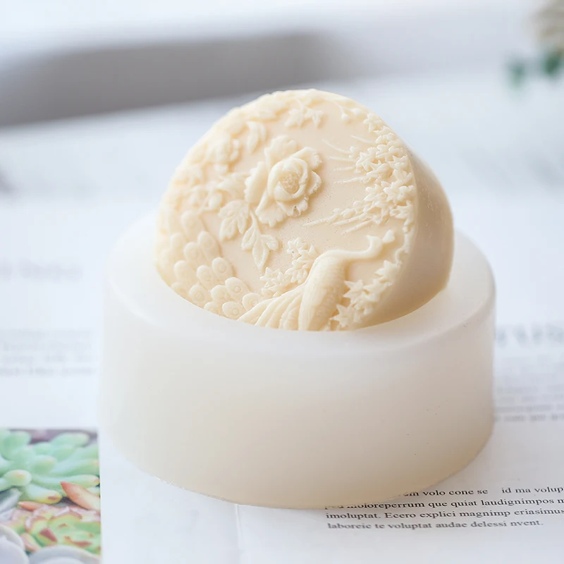 Силиконовая форма для мыла с цветочным узором