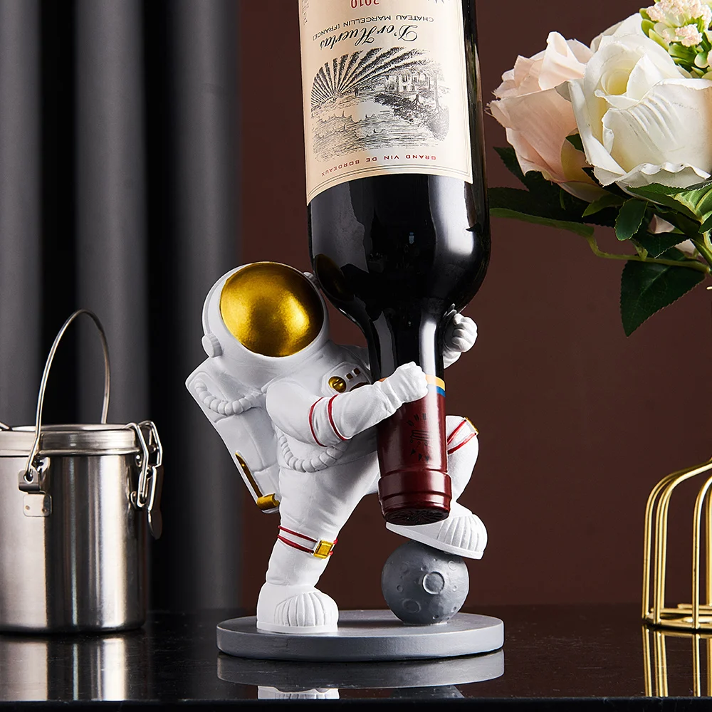 Resin Astronaut Figurine Wine Holder Cosmonaut Model Home Decoration Accessories for Living Room Rack Office Decor Gifts | Дом и сад