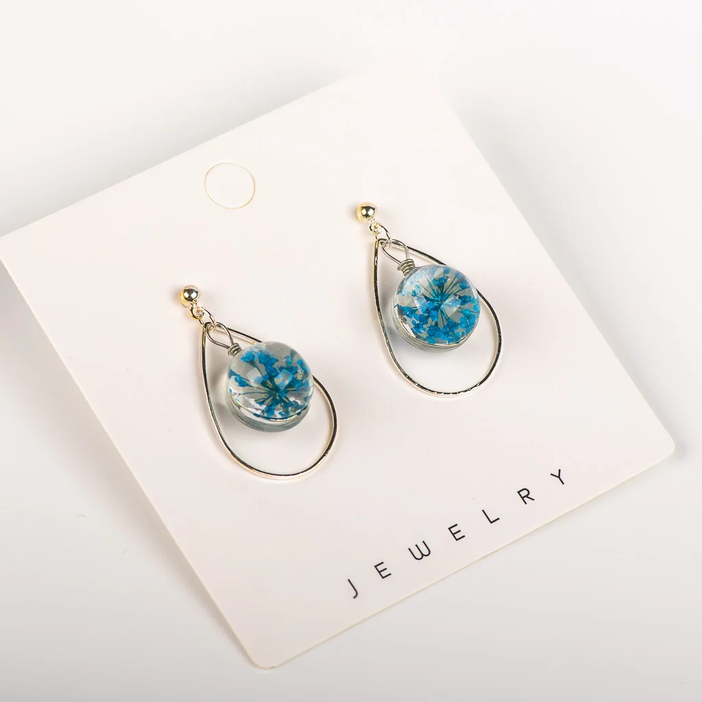 

Серьги-гвоздики женские, с кристаллами, в форме сердца