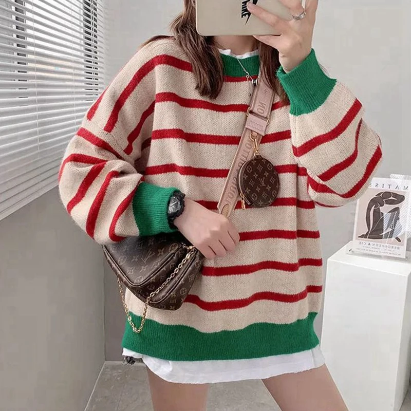 

Room 215023, row 9, No. 1 (top)] non real network picture striped round neck knitted sweater [1623] 44