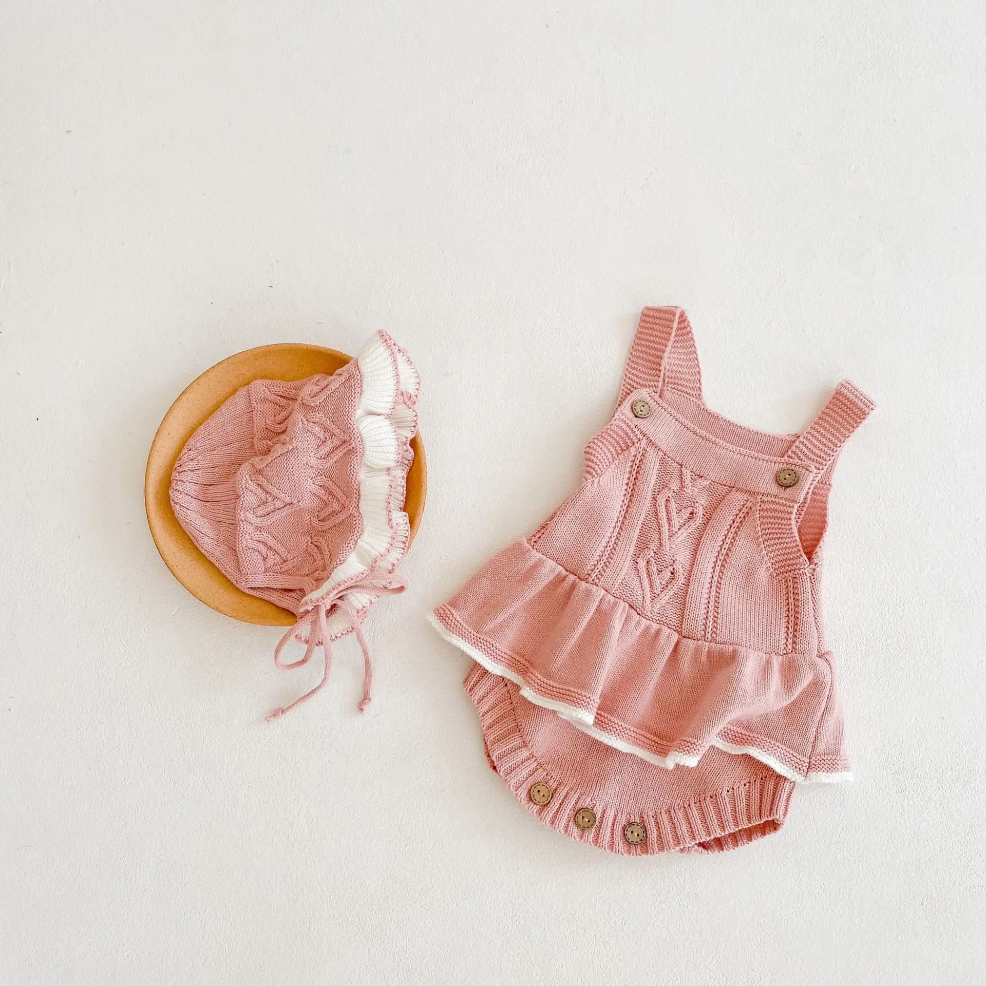 

Lunoakvo Baby Boy Clothes Set Winter Newborn Girl Heart Sweater Romper Ruffled Jumpsuit Infant Kids Knitted Onesie+Hat