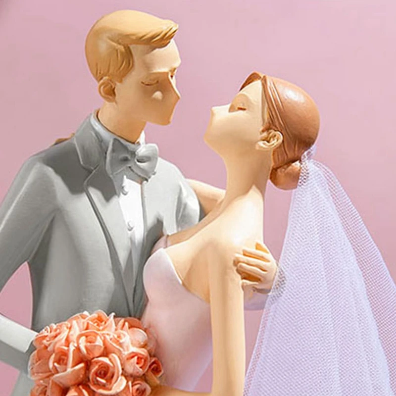 

Wedding Anniversary Gift Lovers Statue Ornament Home Decoration Resin Crafts Couples Statuette Desk Decor