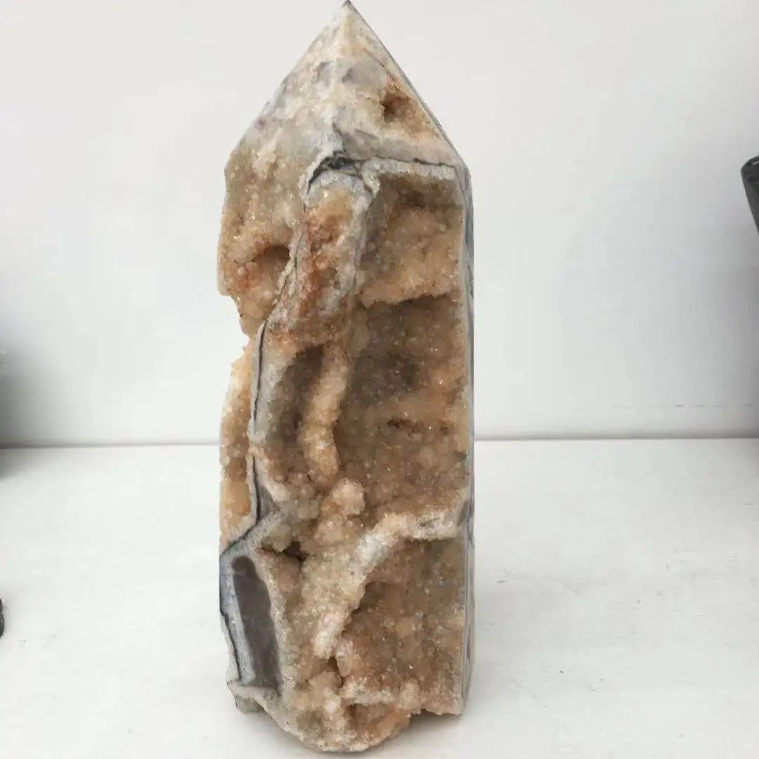

Natural flashing star ore raw stone scepter heals fortune