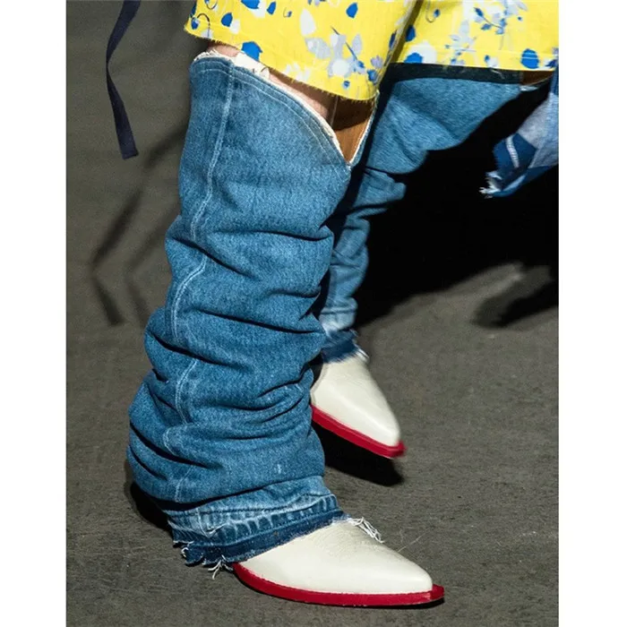 

Женские ковбойские сапоги в западном стиле, винтажные сапоги до колена с острым носком, модные джинсовые сапоги с вышивкой