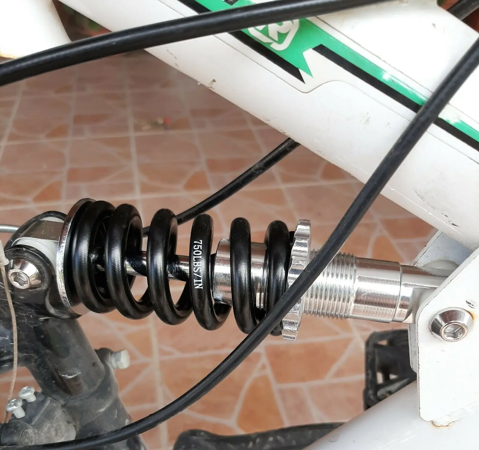 

125mm 750 LB Rear Suspension Damper Spring Shock Absorber for 49cc 47cc Pocket QuadBike for Mountain Bike Bicycle Cycling