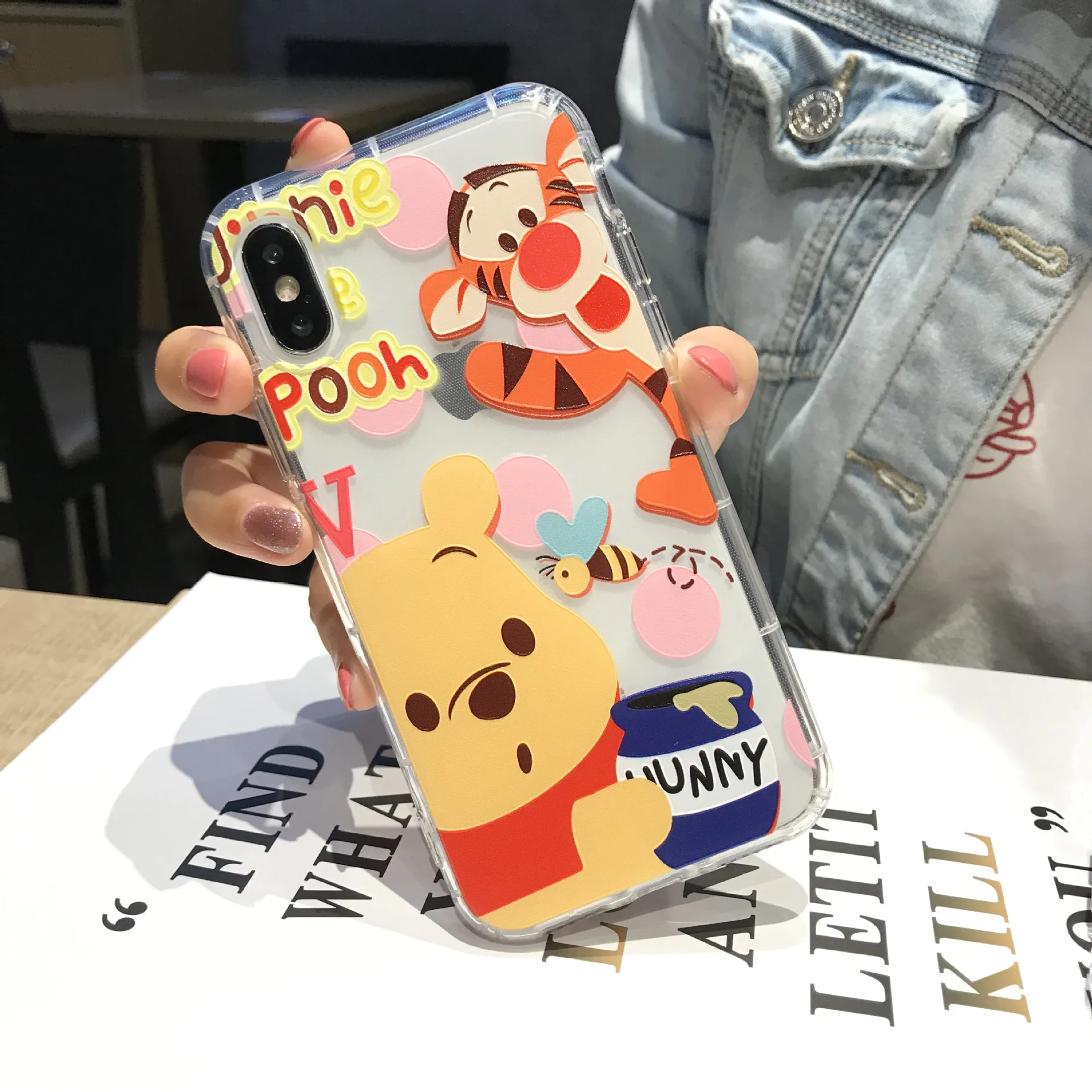 

Liquid Silicone Cute Cartoon bear protective case For iPhone 12 Pro 11 6 7 8 Xs Max iPhone SE Plus Shockproof Soft back cover