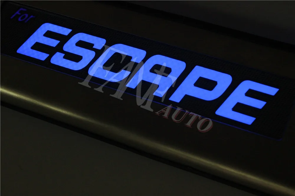 Нержавеющая сталь светодиодные пороги Накладка защита Накладка для Ford Escape 2012