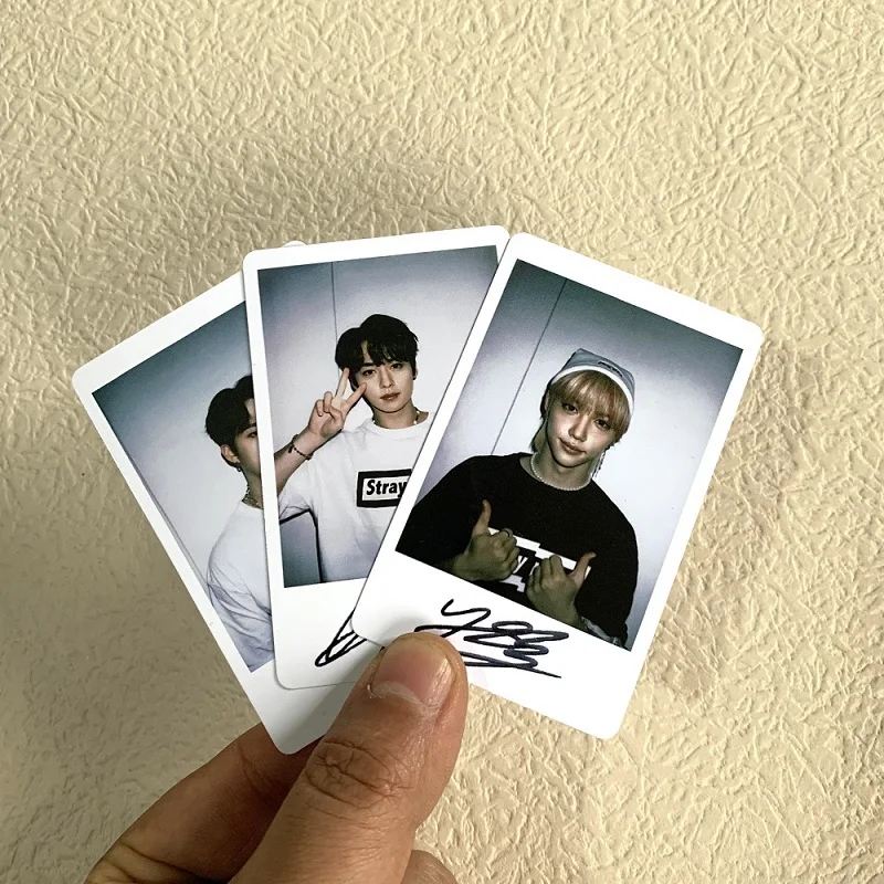 kpop stray kids autographed polaroid lomo card random small card bonus peripheral small card postcard free global shipping