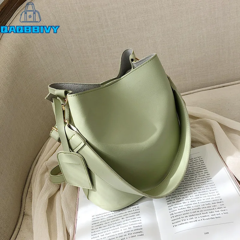 

Two-piece New 2021 Fashion Women Leather Handbag Bucket Bag Elegant Ladies Casual Travel Shoulder Bag Messenger Crossbody Bags